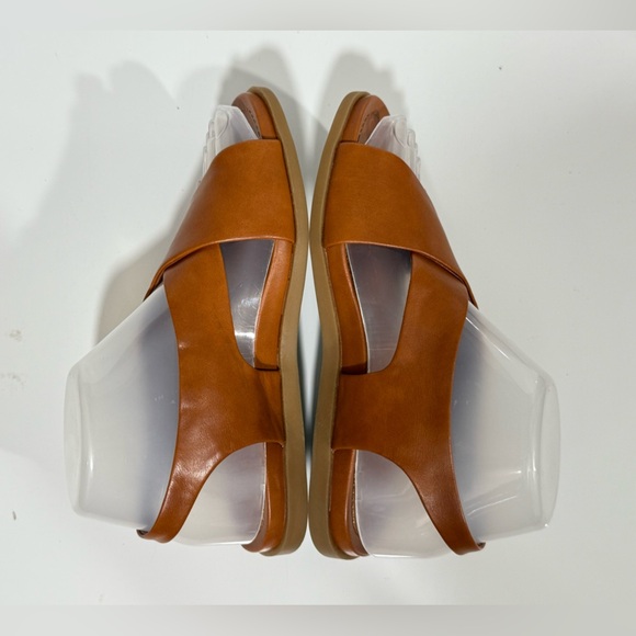 AEROSOLES Brown crisscross strap flat slingback sandals size 6 - Picture 5 of 8